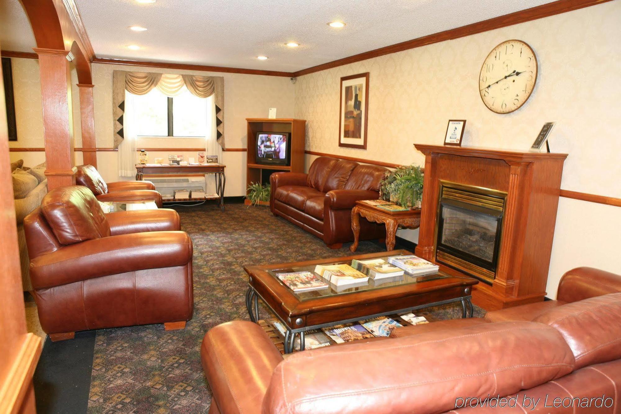 Days Inn & Suites By Wyndham Monroe Rum bild